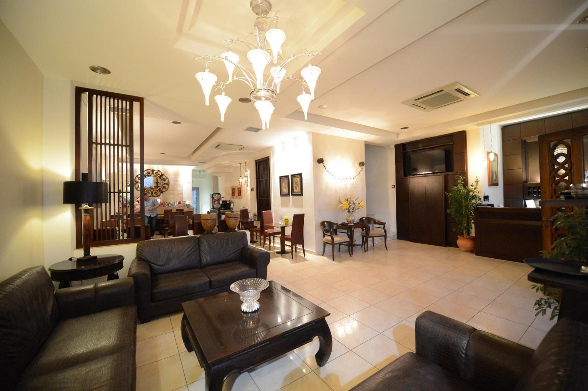 Central Hotel Paralía Kültér fotó